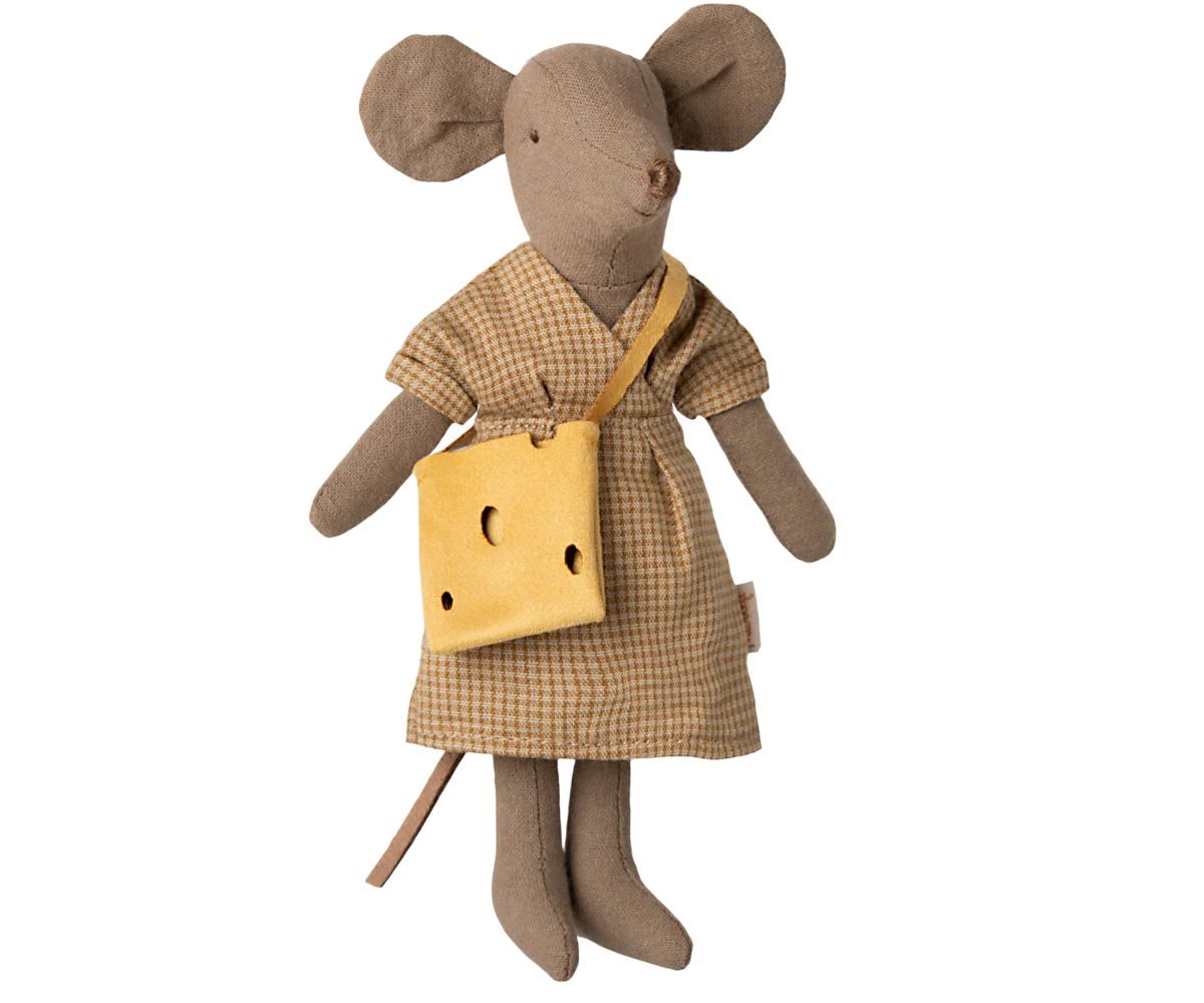 Mum Mouse with Cheese Purse - Light Brown