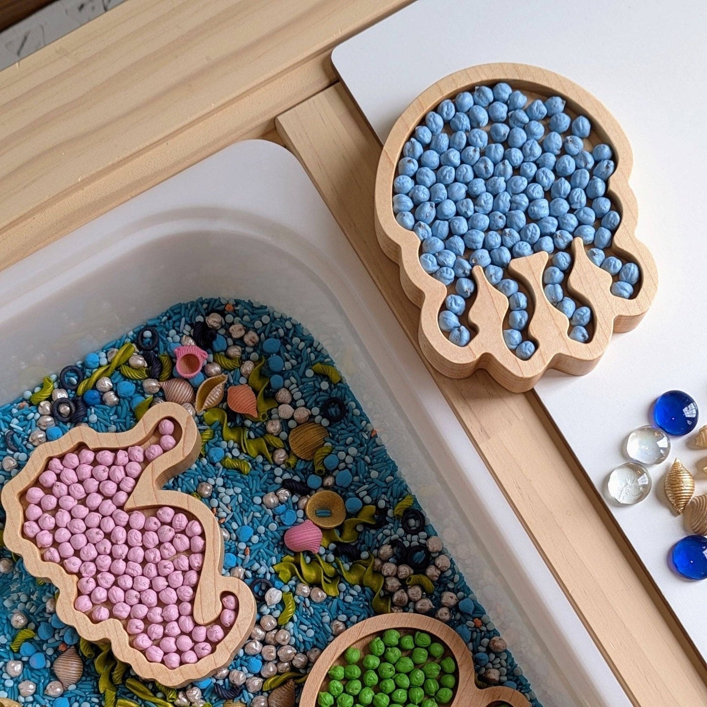 Mini Jellyfish Sensory Play Tray