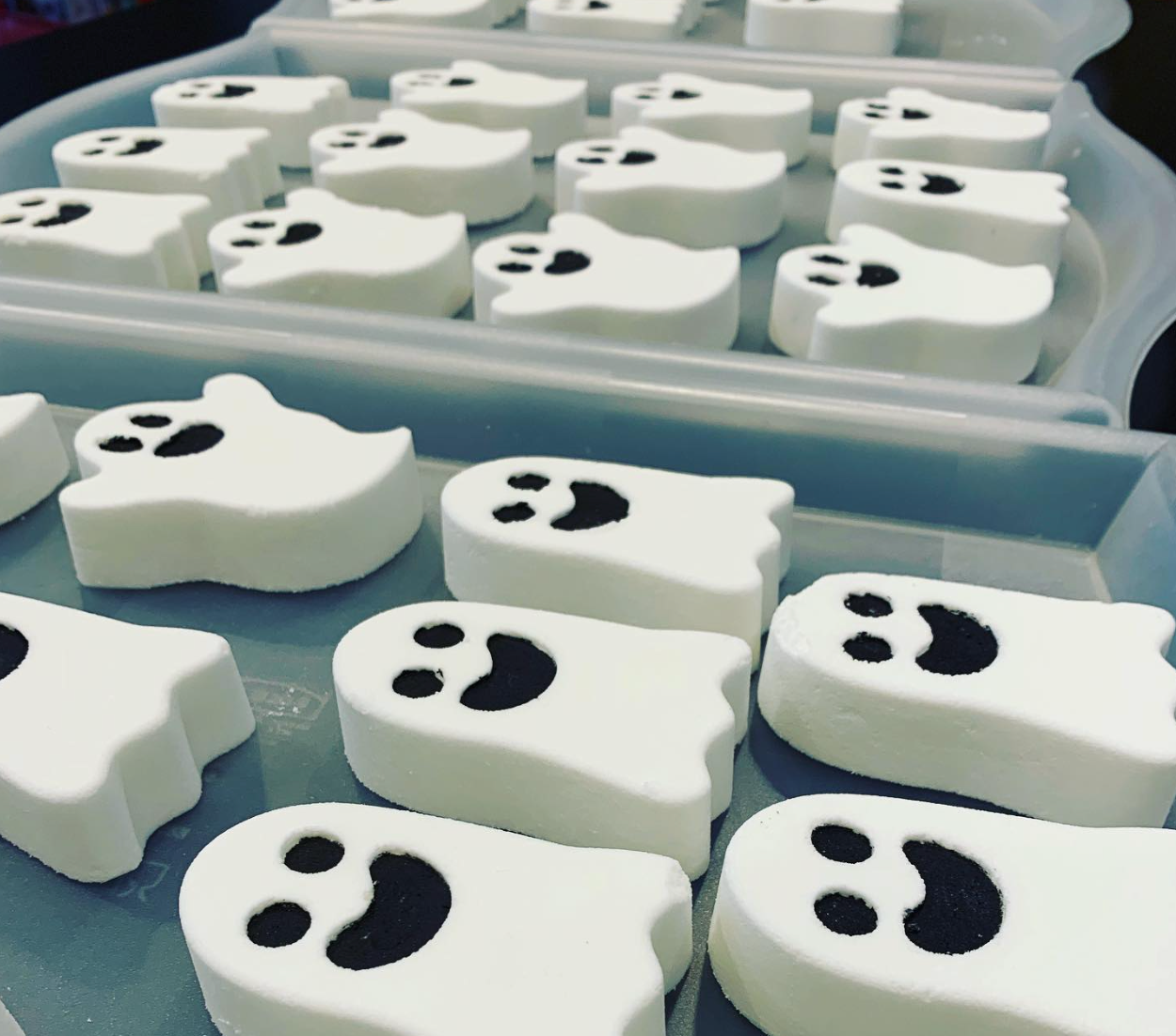Ghost Bath Bomb (Halloween)