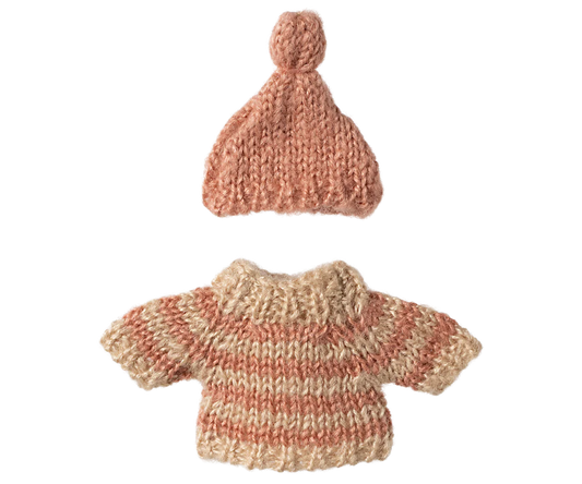 Knitted Sweater and Hat - Big Sister Mouse