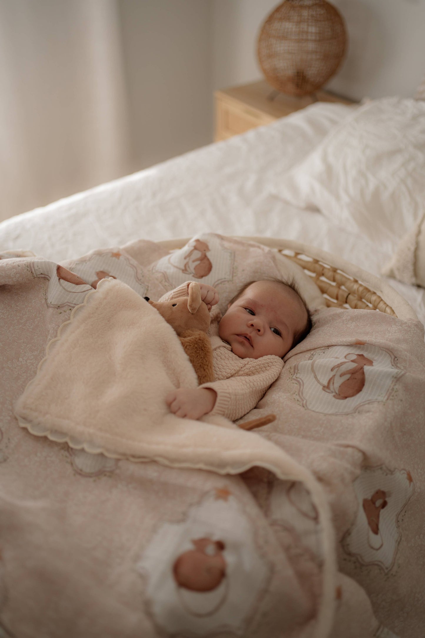 Sweet Squeak Fur Lined Cot Blanket