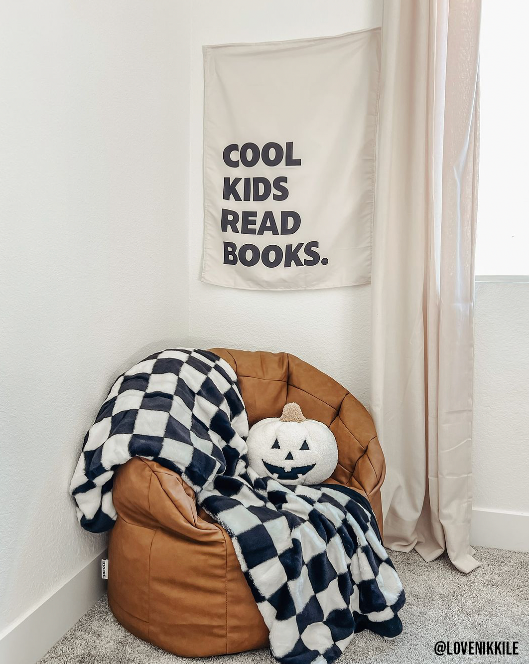 Cool Kids Read Books Banner | Reading Bookish Wall Decor