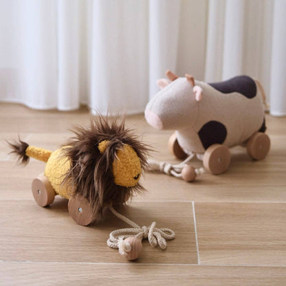 LEO // pull-along toys